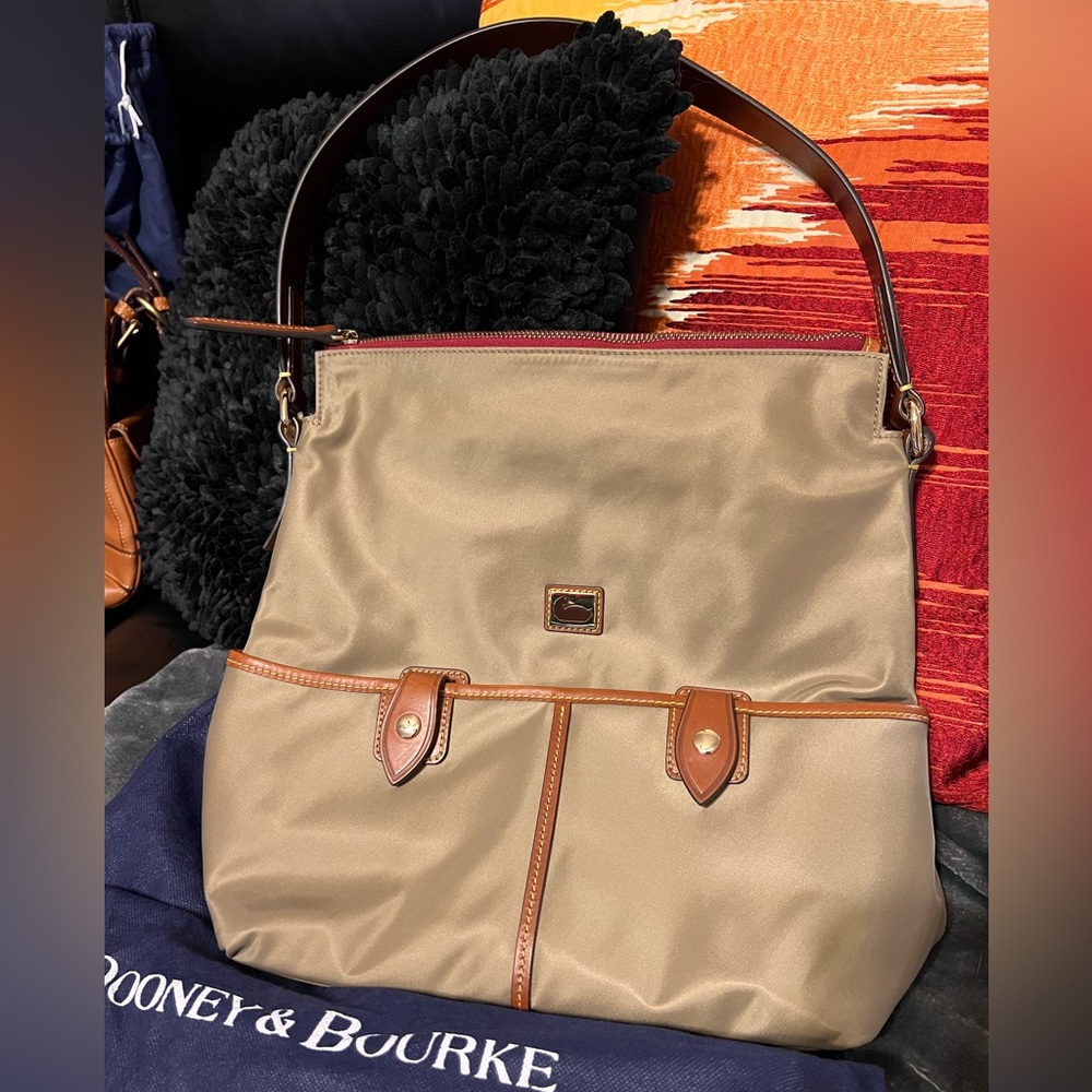 NWOT Dooney and Bourke Nylon Hobo in Khaki.